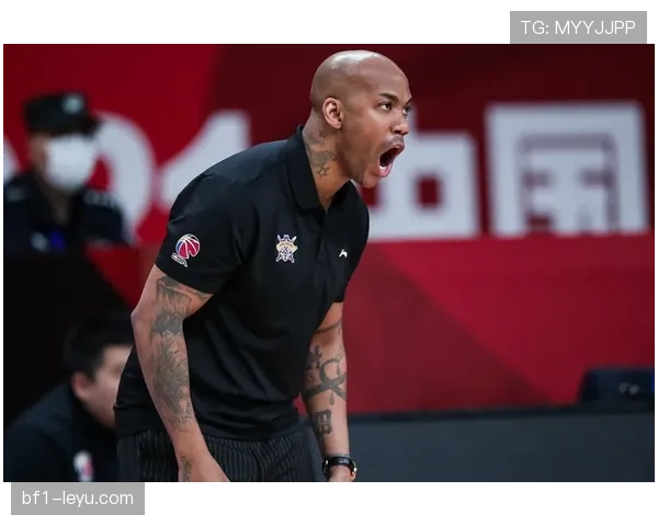 明星球员状态回暖，关键表现助球队力克强敌