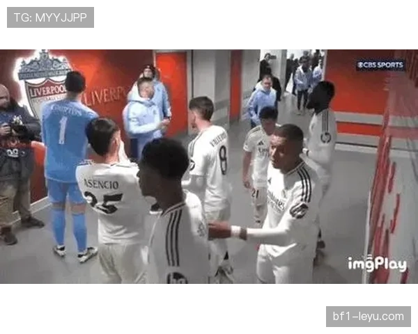 贝林厄姆球场上能打面前饭桌边却全靠泡面撑活是怎么回事？